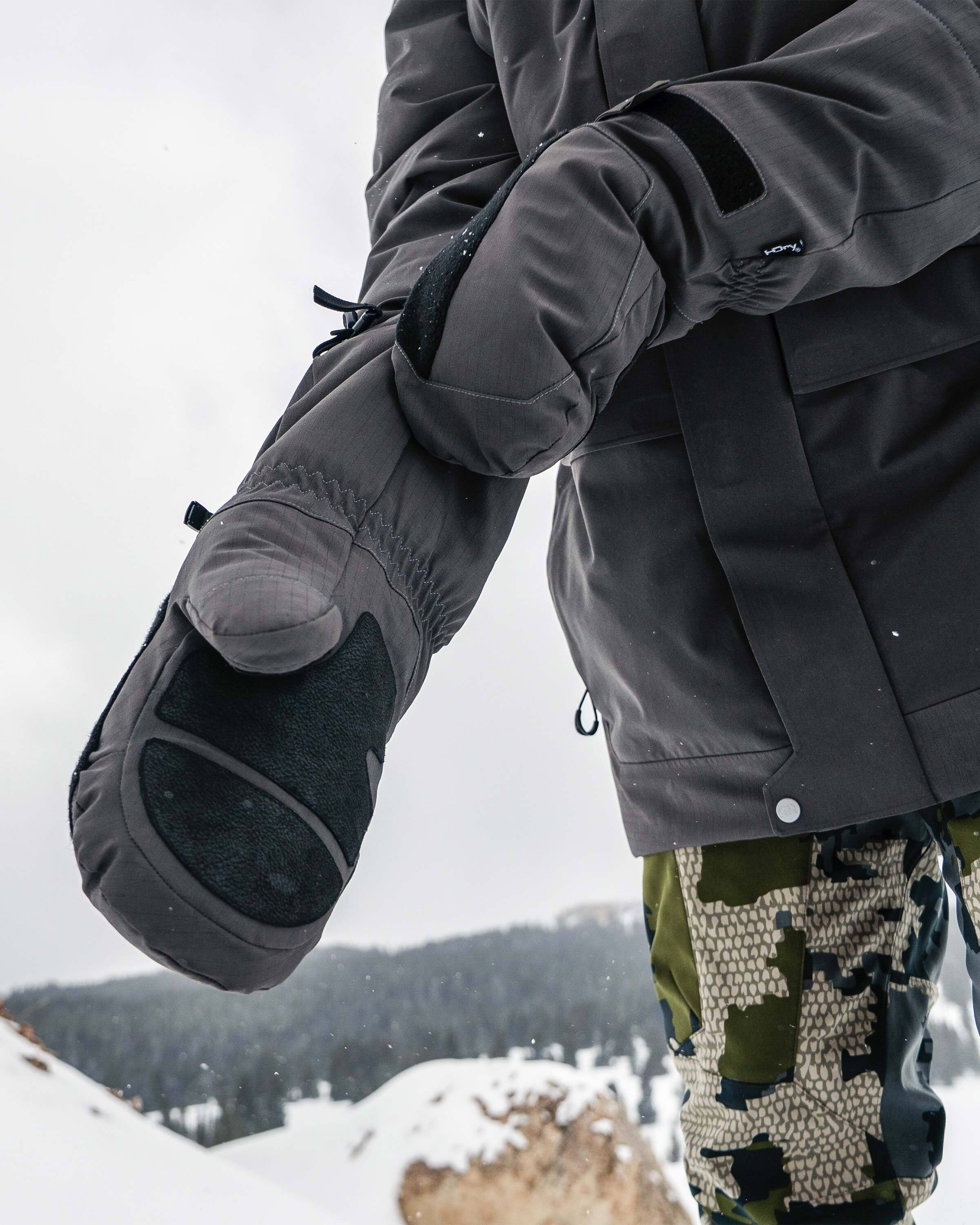 Super Down Arktuk Mitt | Asphalt - Image 7
