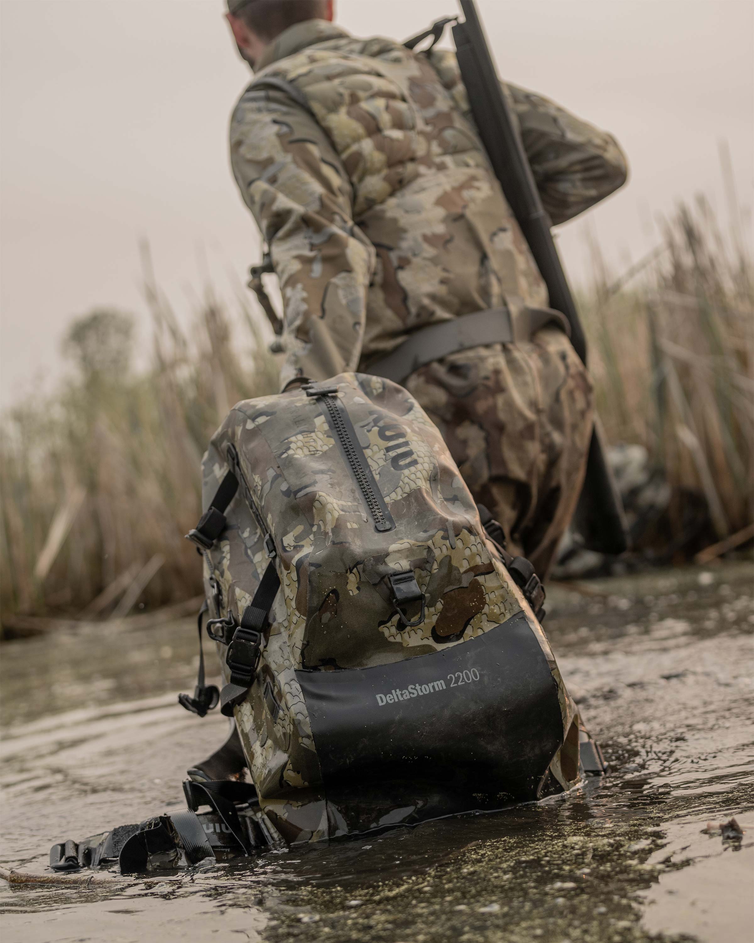 DeltaStorm 2200 Submersible Backpack | Stone - Image 16